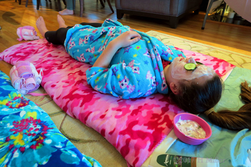 Mini Facial For Girls Is Going On Mini Facial For Girls Is Going On