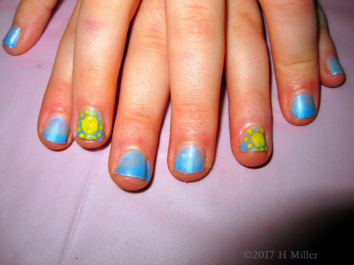 Sky Blue Kids Manicure With The Bright Sun Nail Design!