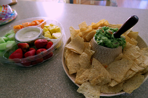 Yummy Fruits And Nachos