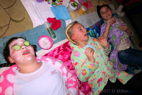 Guests Are Having Fun At The Kids Facial Spa Are Guests Are Having Fun At The Kids Facial Spa Are