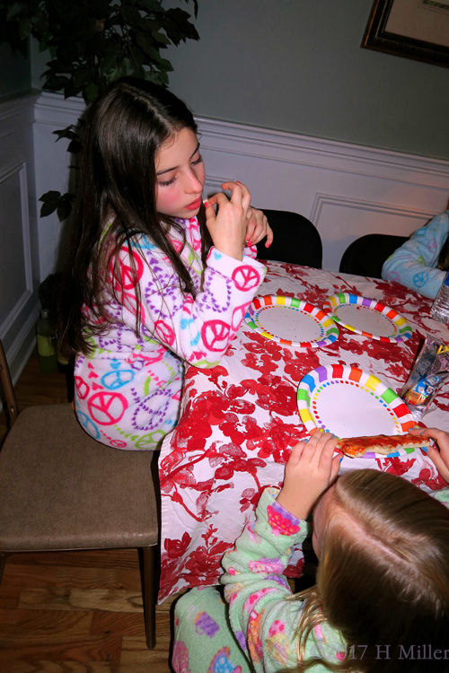 Kate, You Need To Hear This Interesting Thing! Kate, You Need To Hear This Interesting Thing!