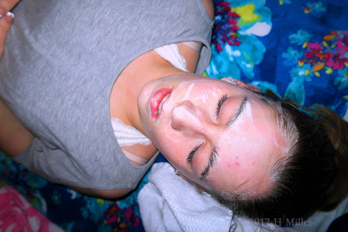 She Feels Relaxed During Her Kids Facial She Feels Relaxed During Her Kids Facial