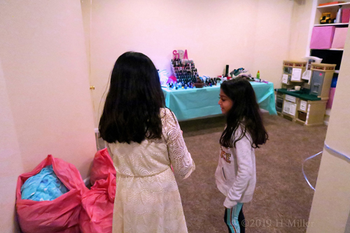 Kayla's 10th Spa Birthday Party In Home