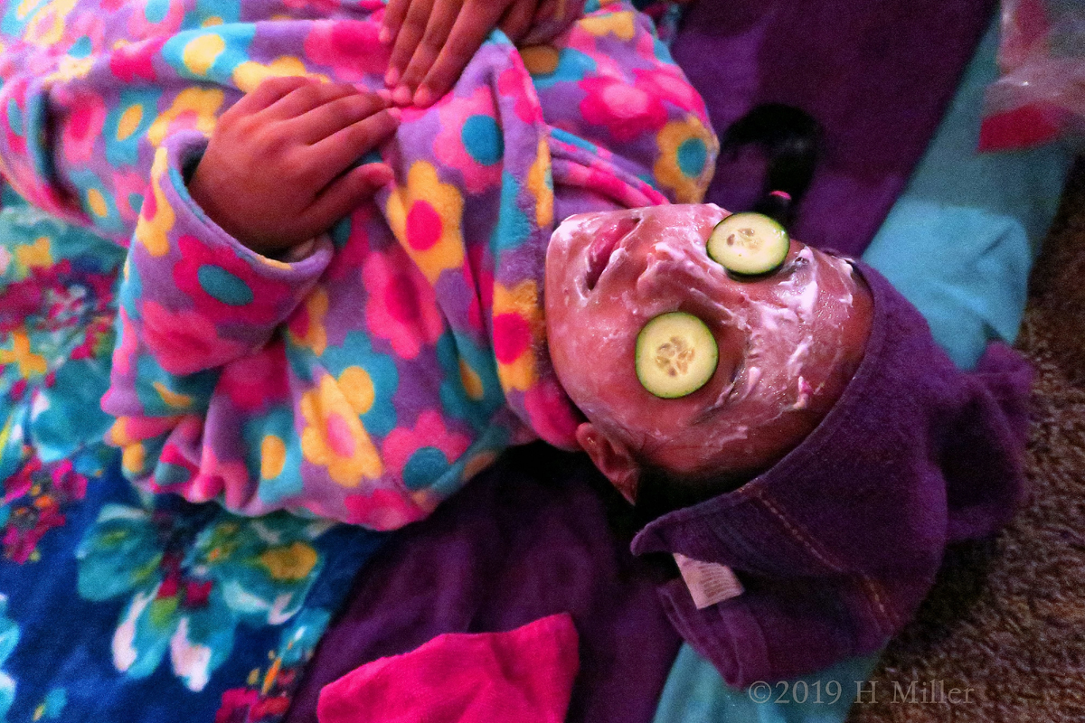 Kayla's 10th Spa Birthday Party In Home 