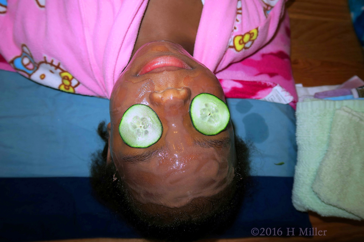 Cukes On Her Eyes And Kids Facial Masque Applied! 