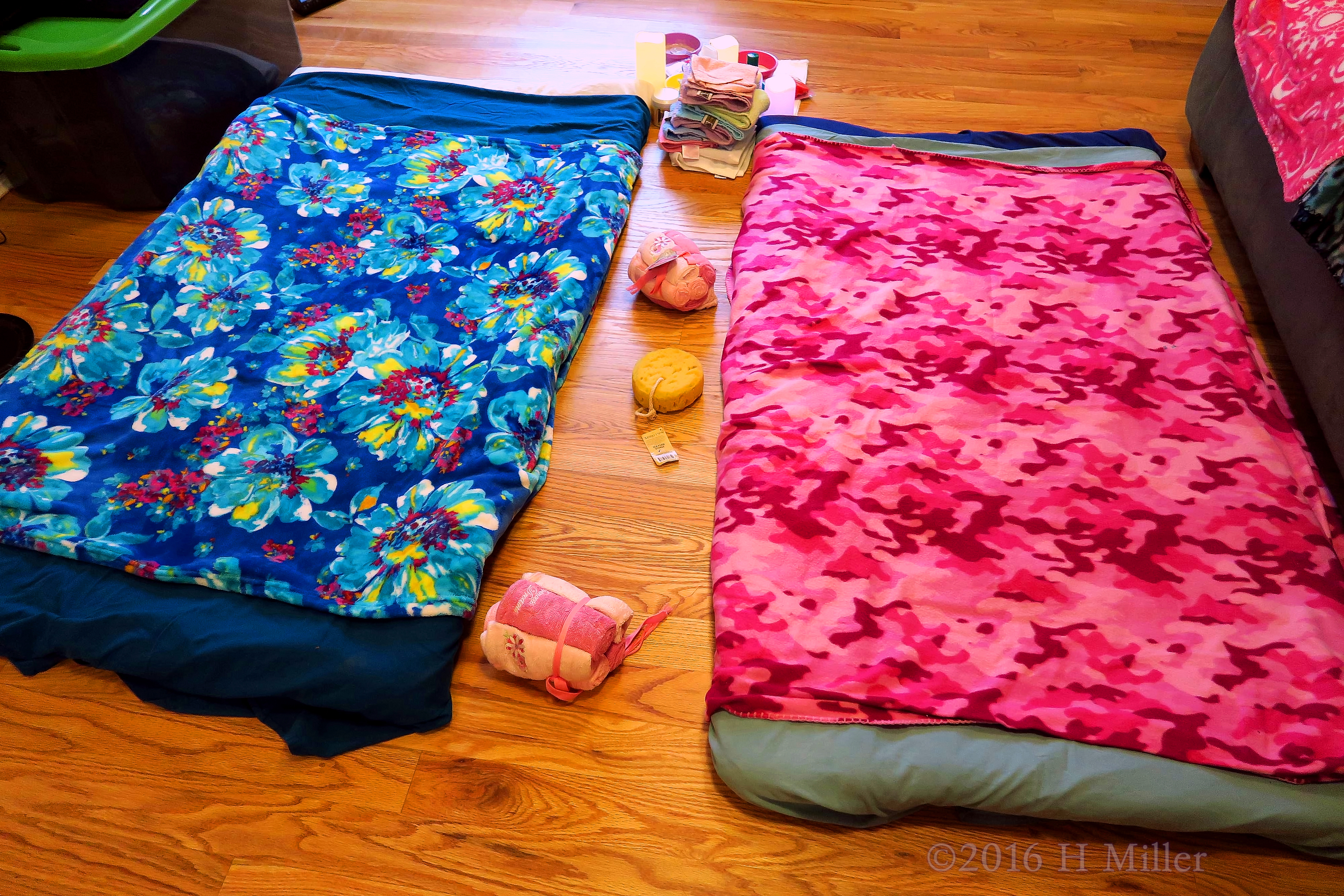 Another View Of The Kids Facials Setup. Another View Of The Kids Facials Setup.