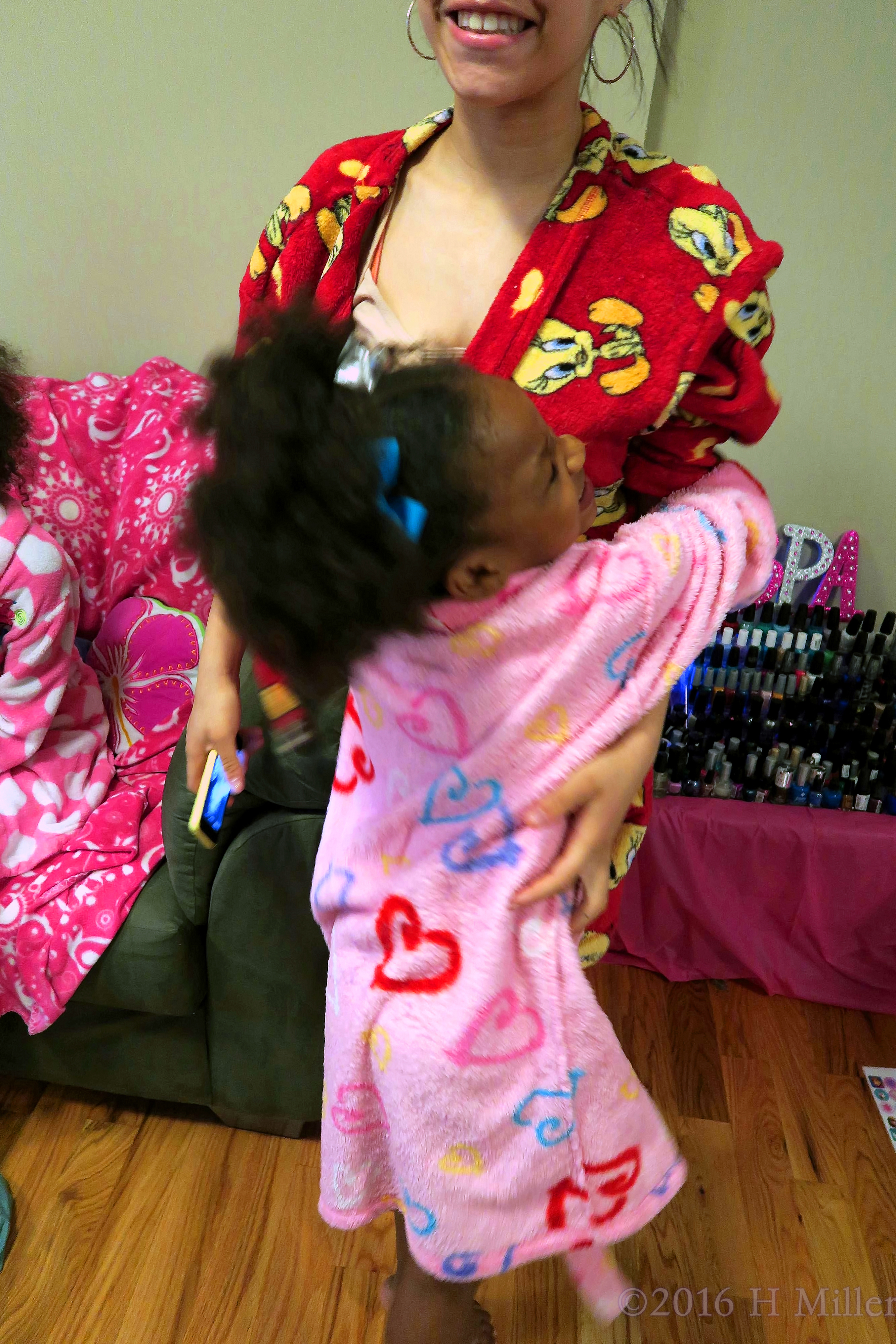 More Hugs At The Spa For Girls! 4 More Hugs At The Spa For Girls! 4