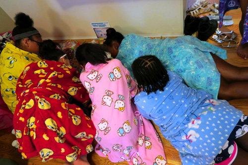 Everyone Designs The Spa Birthday Card Together! Everyone Designs The Spa Birthday Card Together!