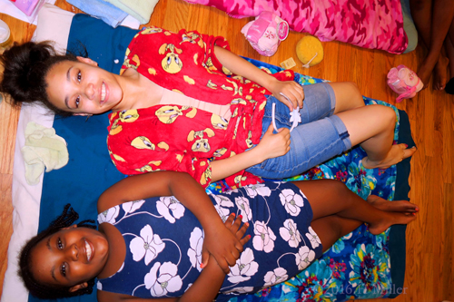 Facials For Girls Are Super Relaxing! Facials For Girls Are Super Relaxing!