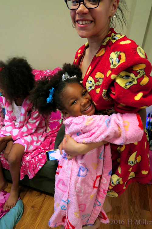 Hugging Her Friend At The Spa For Kids! Hugging Her Friend At The Spa For Kids!