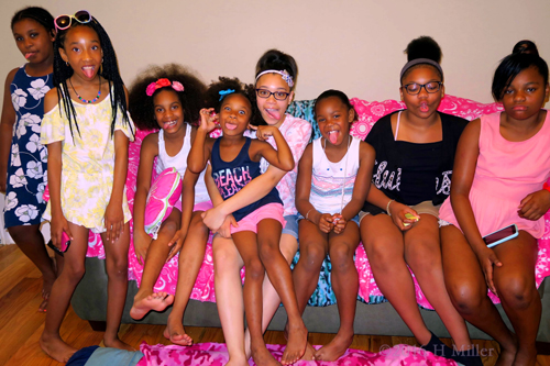 Silly Faces At The Spa For Kids! Silly Faces At The Spa For Kids!