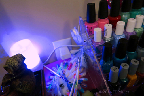 The Aromatherapy Machine At The Spa Party For Kids. The Aromatherapy Machine At The Spa Party For Kids.