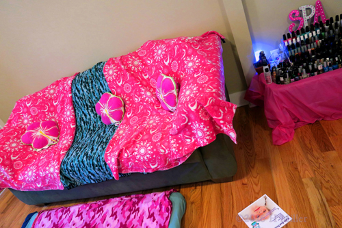 The Kids Spa Couch Looks Super Relaxing! The Kids Spa Couch Looks Super Relaxing!