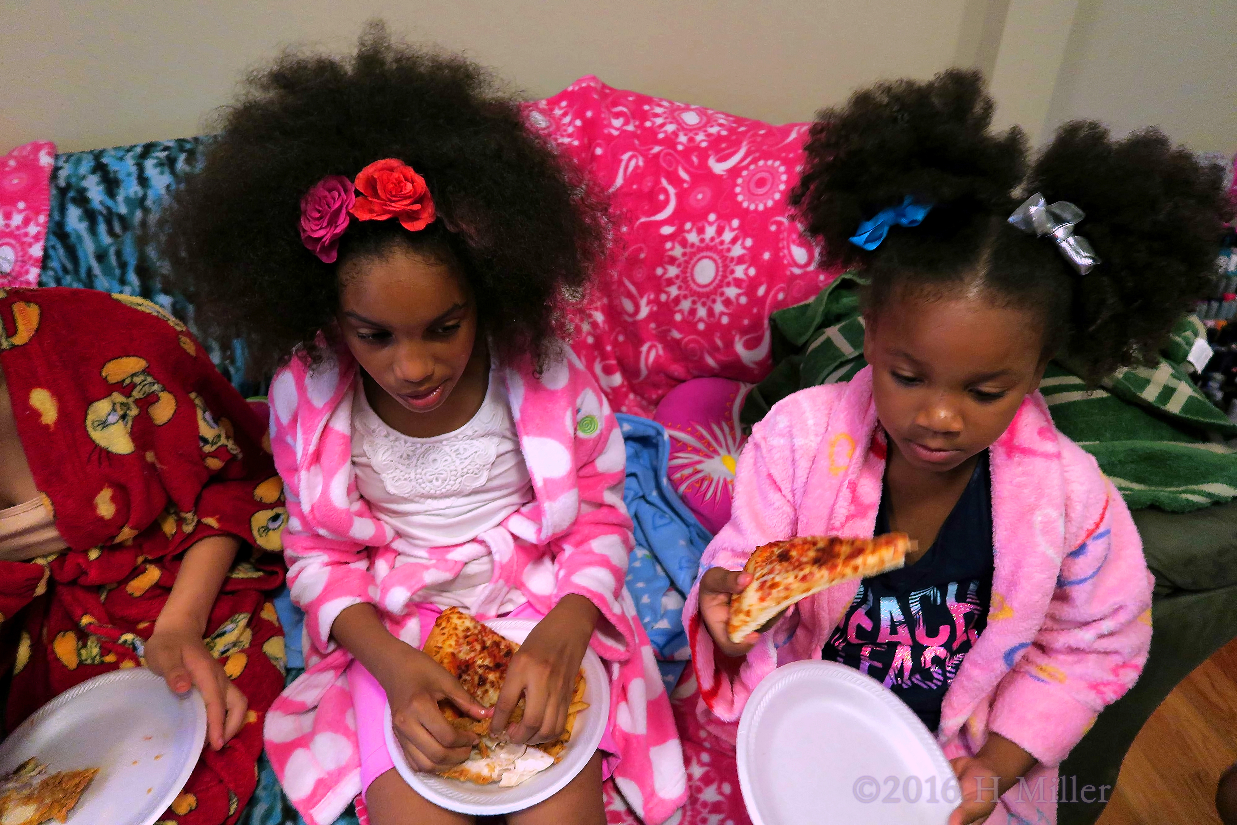 Eating Pizza On The Spa Couch! Eating Pizza On The Spa Couch!