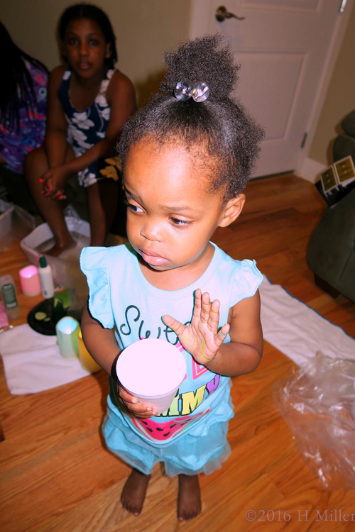 A Gentle Wave At The Kids Spa! A Gentle Wave At The Kids Spa!