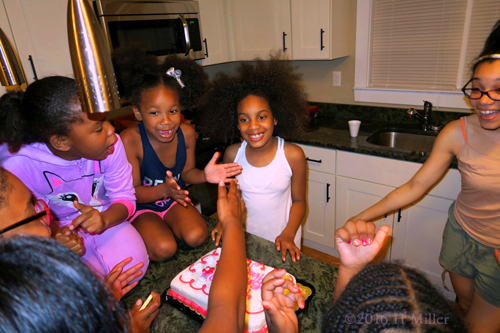 Smiling And Having Fun At The Spa For Girls! Smiling And Having Fun At The Spa For Girls!