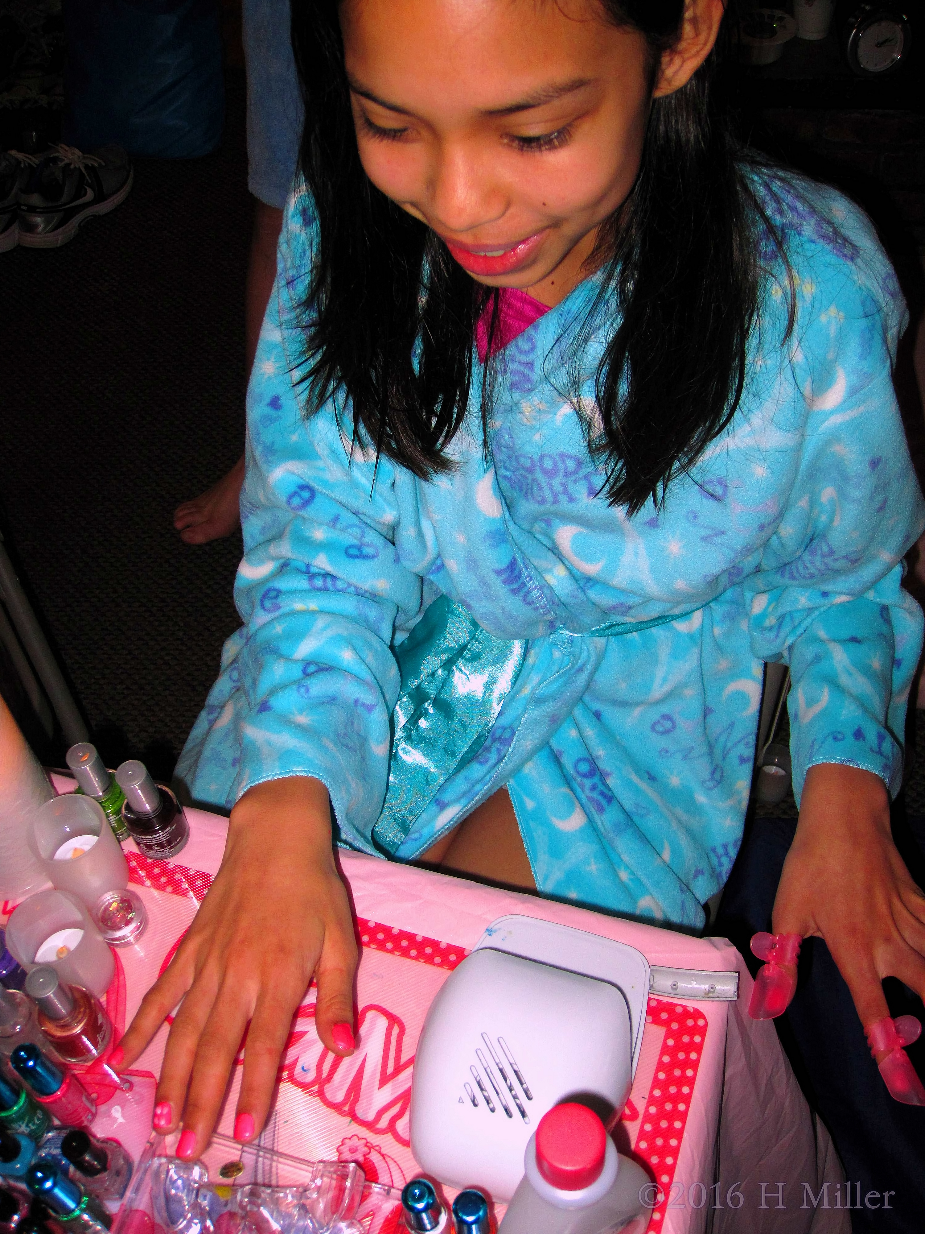 She Loves Her Kids Home Mini Mani She Loves Her Kids Home Mini Mani