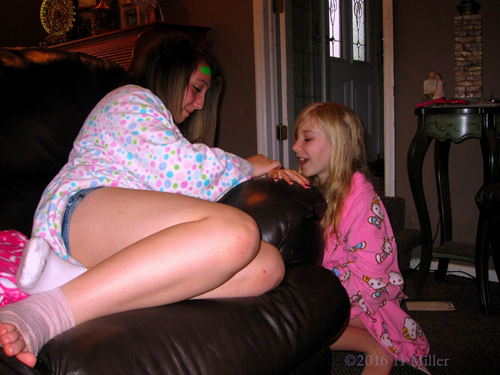 Comparing Cute Kids Spa Mini Manis Comparing Cute Kids Spa Mini Manis