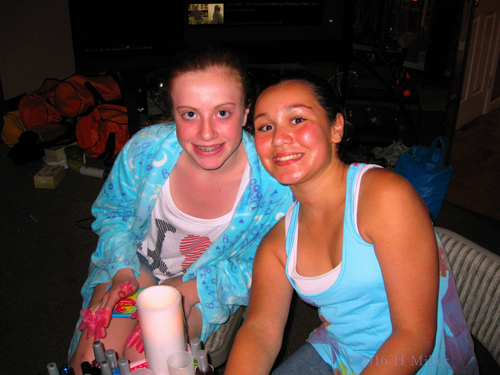 Hanging Out At The Kids Mani Table At The Girls Home Spa Party Hanging Out At The Kids Mani Table At The Girls Home Spa Party