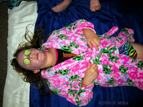 Relaxed In A Home Facial At Her Kids Spa Party Relaxed In A Home Facial At Her Kids Spa Party