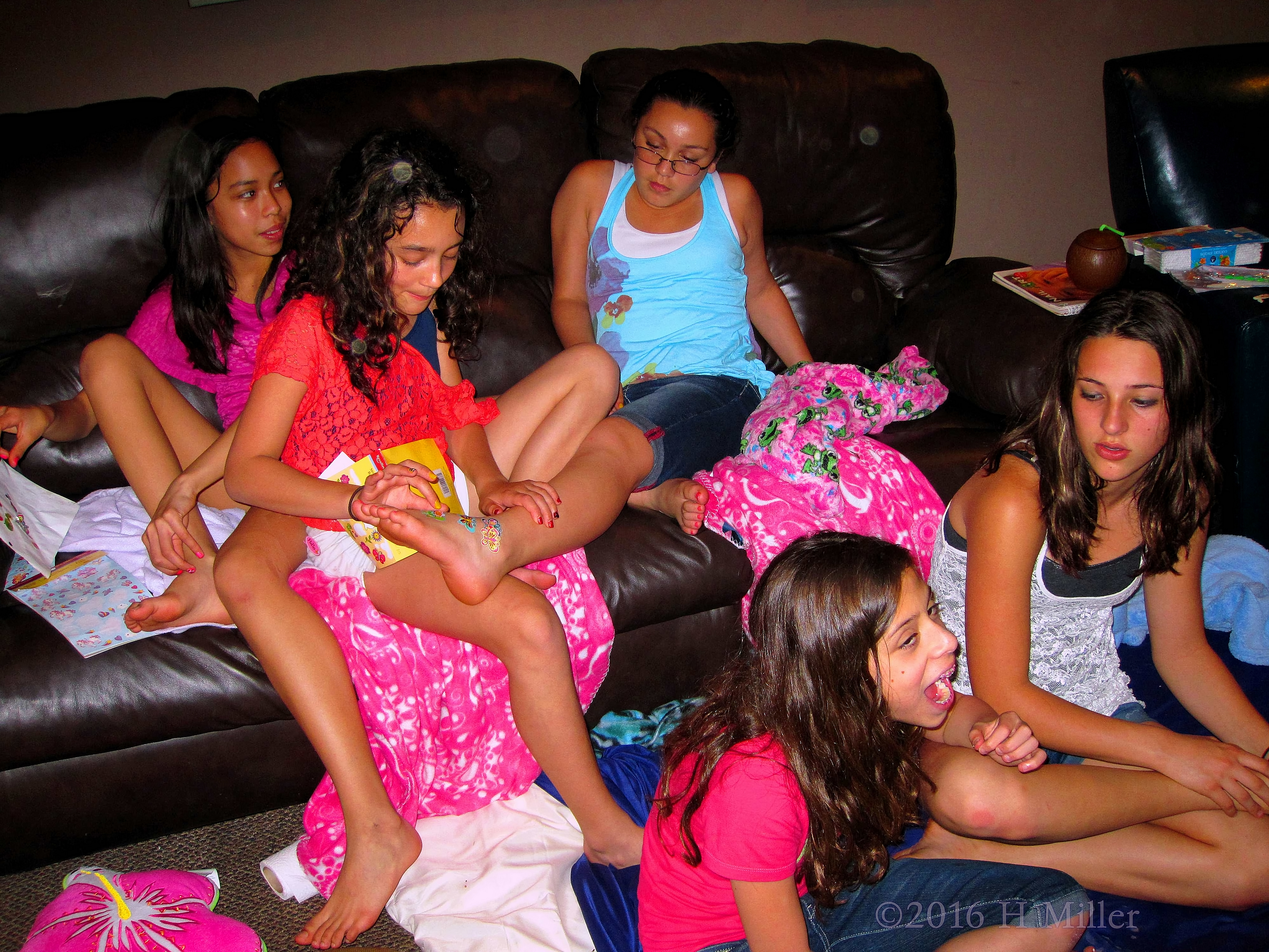 Chilling With Friends And Having Fun With Kids Spa Party Stickers Chilling With Friends And Having Fun With Kids Spa Party Stickers