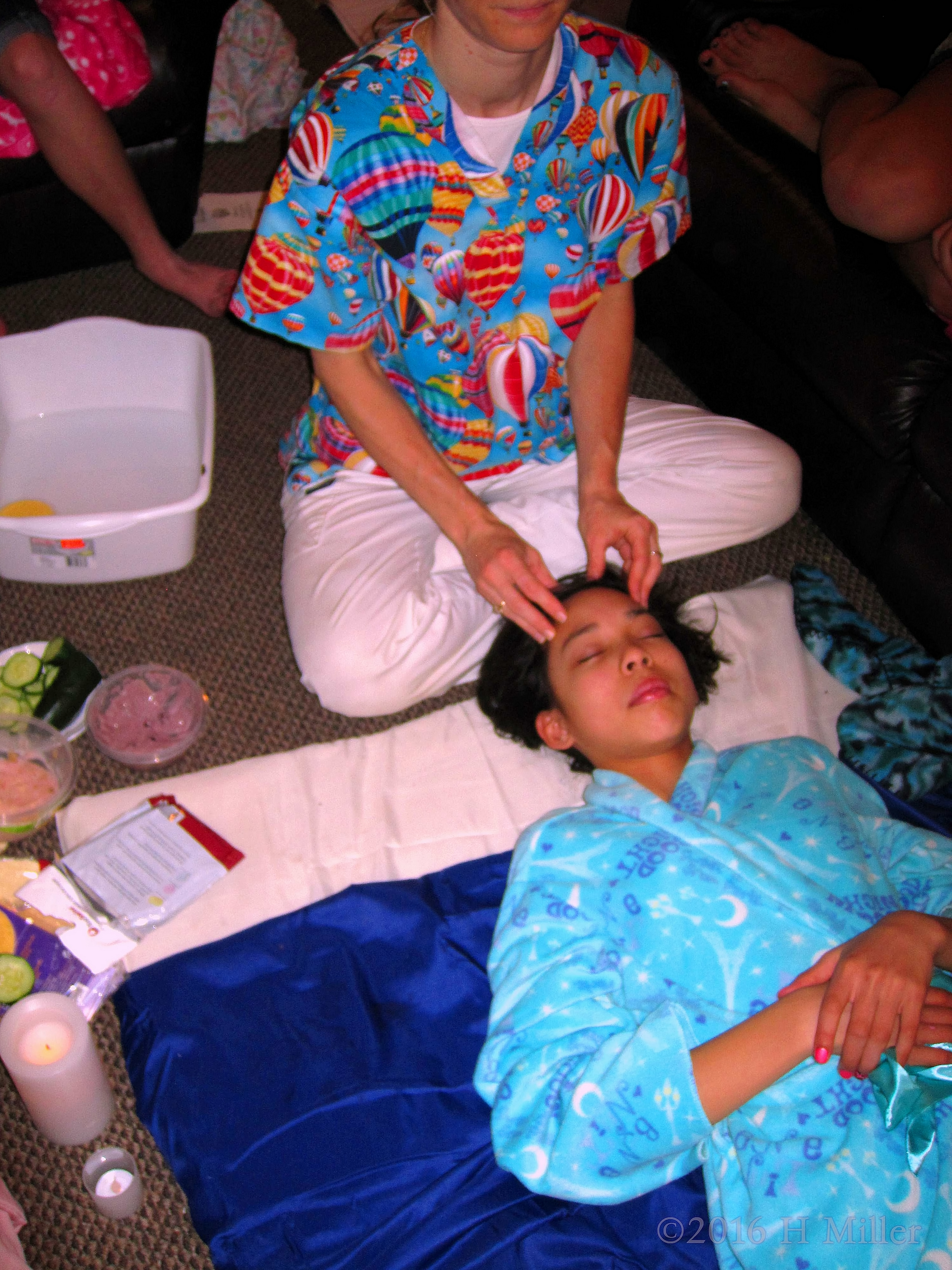 Relaxing Home Kids Spa Party Head Massage Relaxing Home Kids Spa Party Head Massage