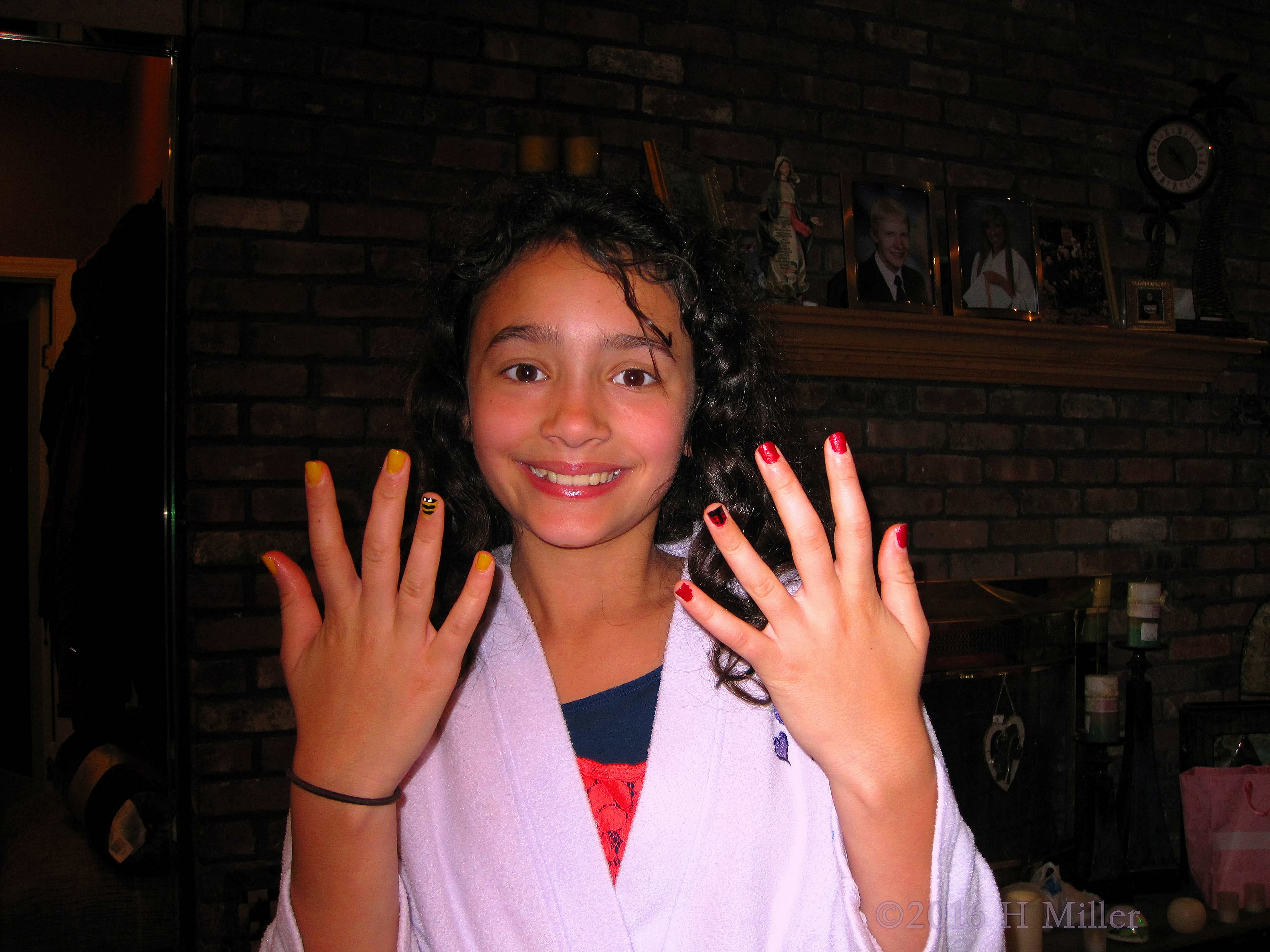 She Loves Her Cute BUG Home Kids Spa Mani She Loves Her Cute BUG Home Kids Spa Mani