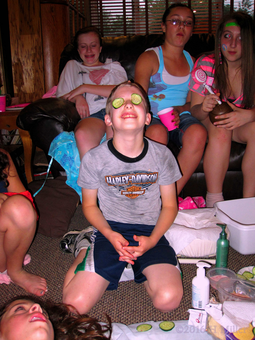 Playing With Cucumber Slices By The Kids Facial Area Playing With Cucumber Slices By The Kids Facial Area