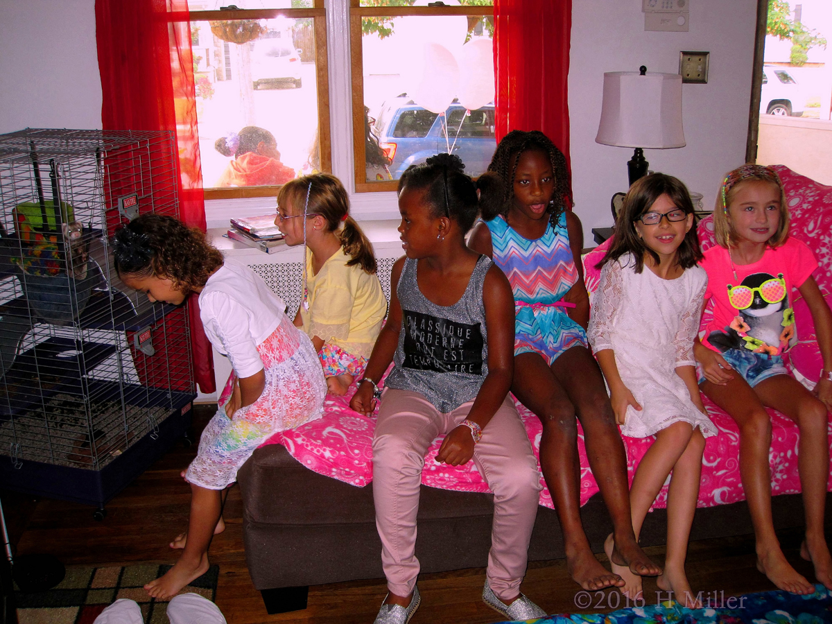 Kayla And Her Friends Sitting On The Couch, Having Fun. 1200px~13~.jpg Ready To Start The Kids Spa Party 