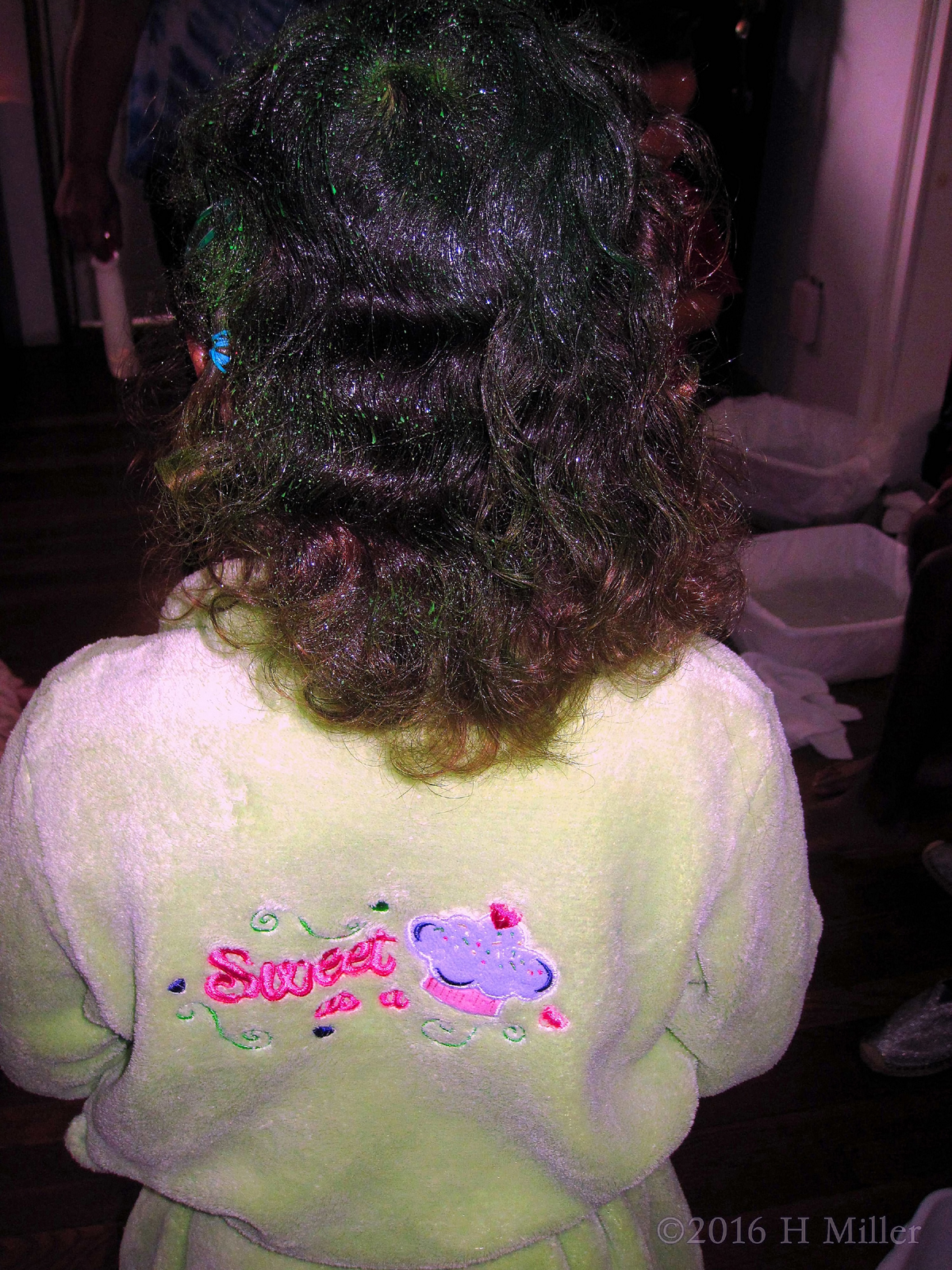 Complete Back View Of Temporary Hair Chalk Curly Kids Hairstyle! 1200px~45~.jpg Yummy Ice Cream Cake 
