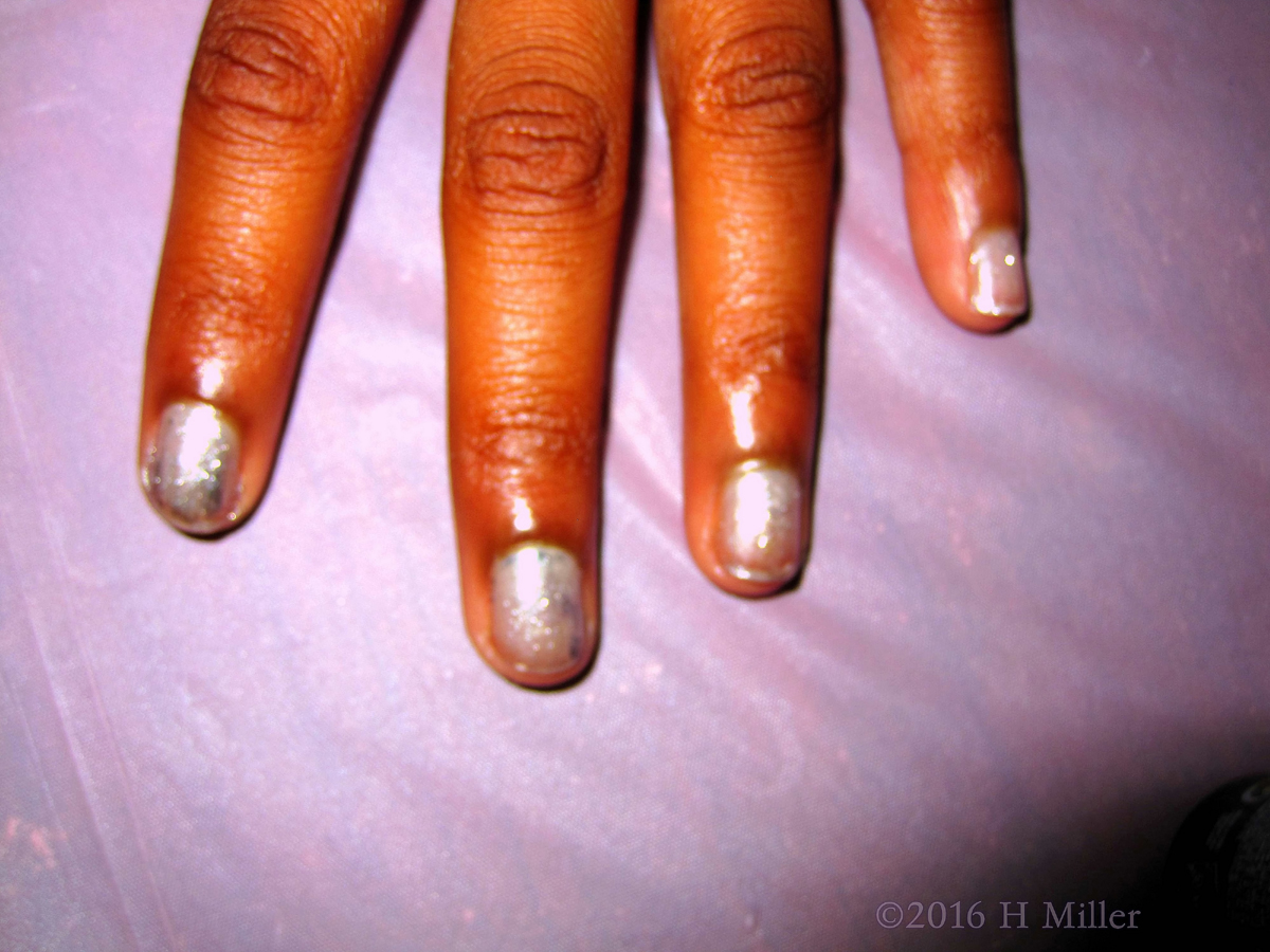 Shining Silver Mini Mani For Kids. 1200px~8~.jpg They're Both Having Fun At The Spa Party