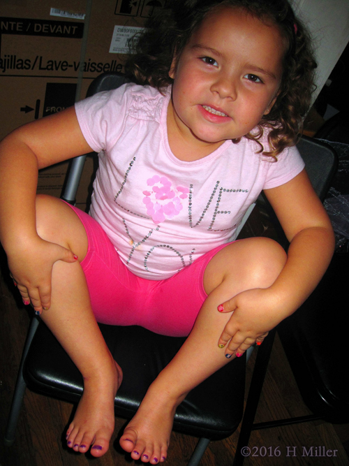 Showing Her Colorful Mini Mani! Showing Her Colorful Mini Mani!