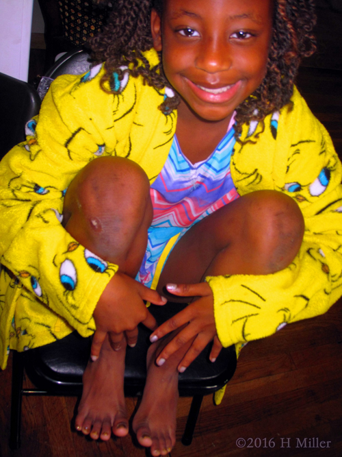 Showing Her Pretty Kids Mani And Pedi! Showing Her Pretty Kids Mani And Pedi!