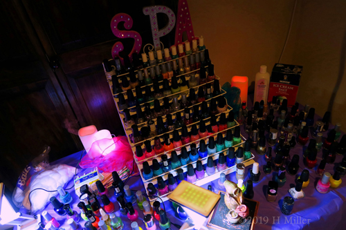 Spa Decor And Nail Art For Girls At The Kids Manicure Station Spa Decor And Nail Art For Girls At The Kids Manicure Station