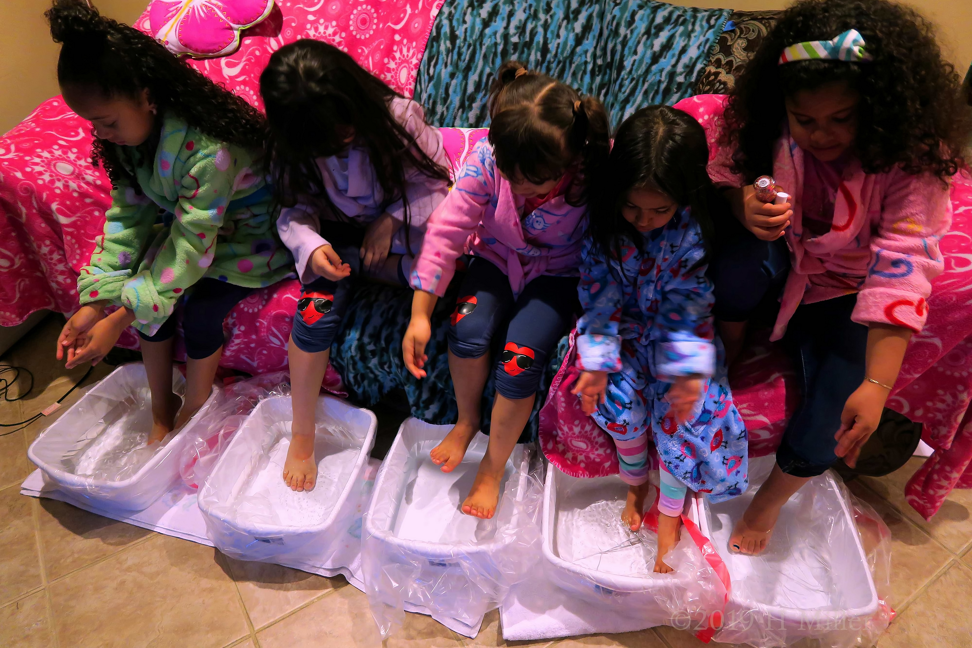 Girls Are Getting Their Kids Pedicure Done! Girls Are Getting Their Kids Pedicure Done!