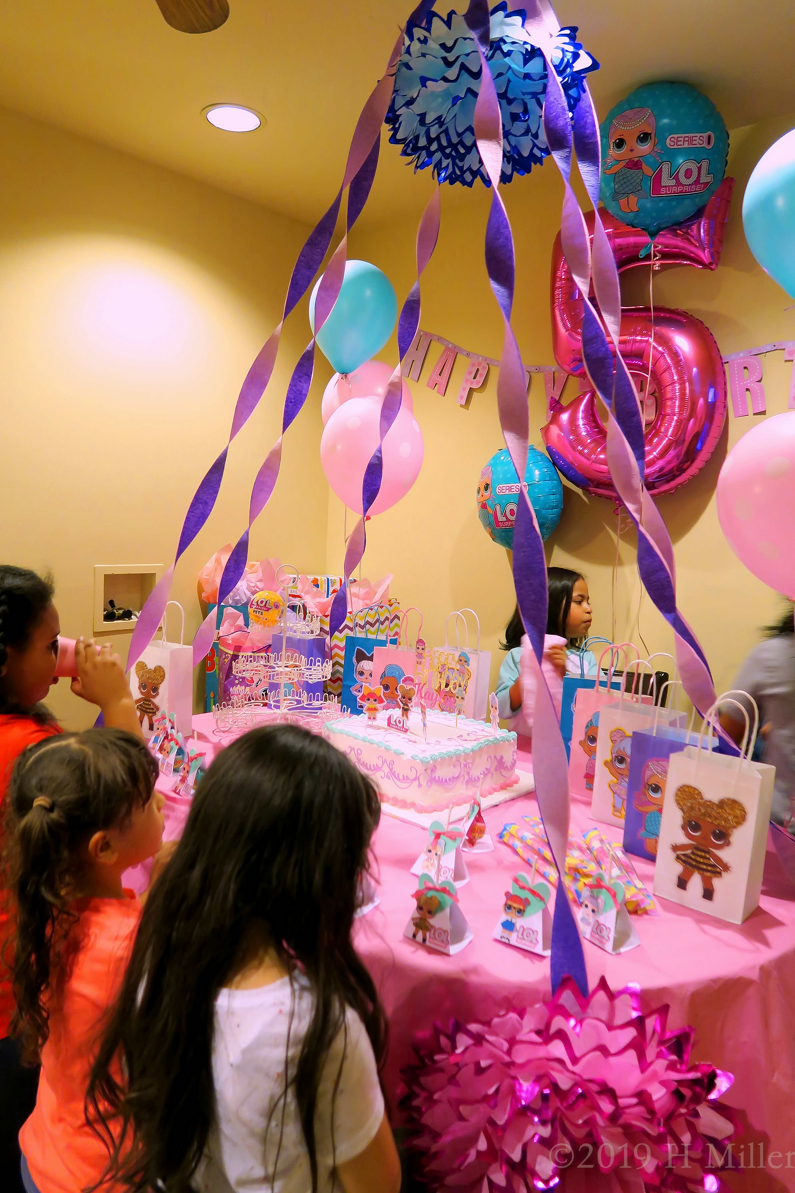 Party Guests Glowing Out Of Excitement For The Birthday Cake 4 Party Guests Glowing Out Of Excitement For The Birthday Cake 4