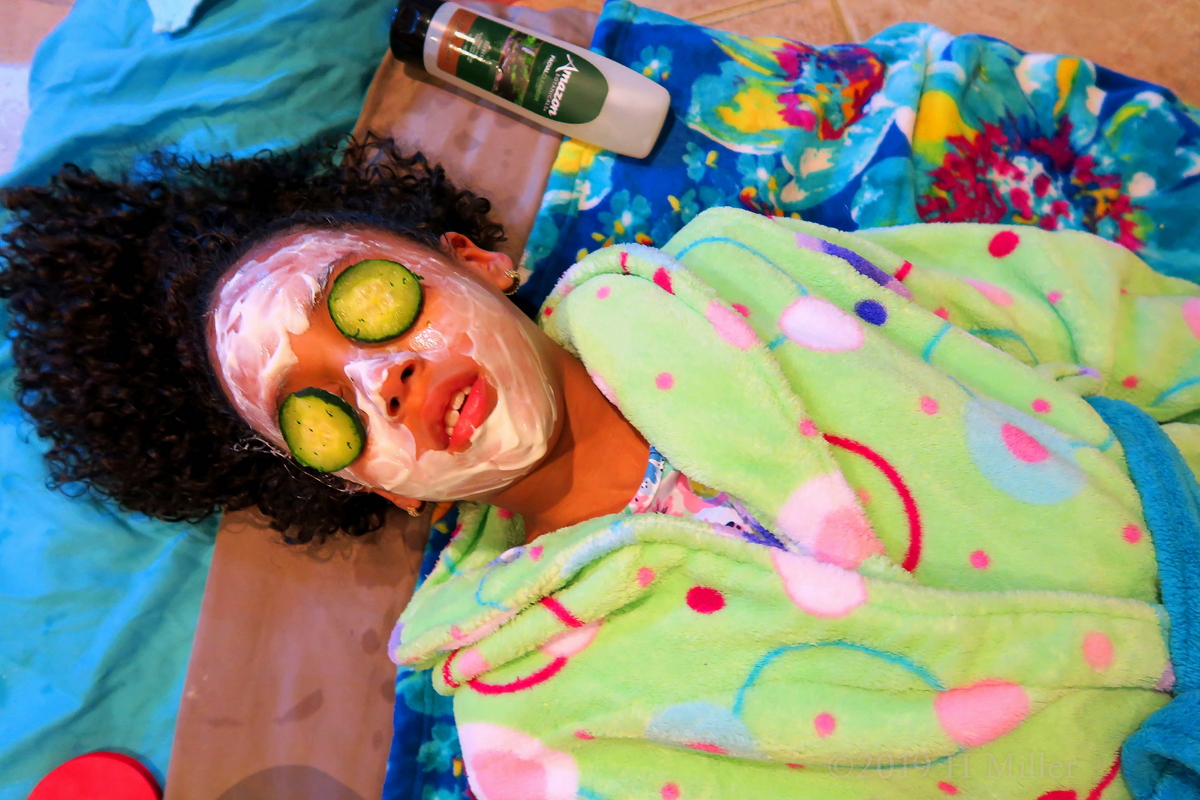 Self Care Starts With A Facial For Girls! Self Care Starts With A Facial For Girls!