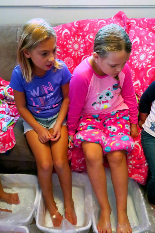 Ahhhhh! Kids Pedis Are So Relaxing!! Ahhhhh! Kids Pedis Are So Relaxing!!