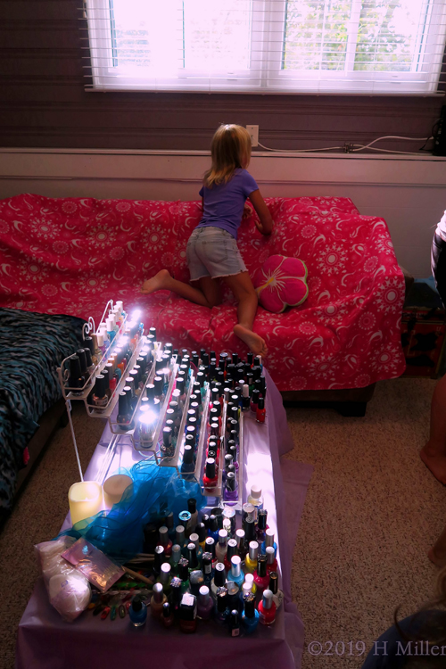 Party Guest Chilling Party Guest Chilling