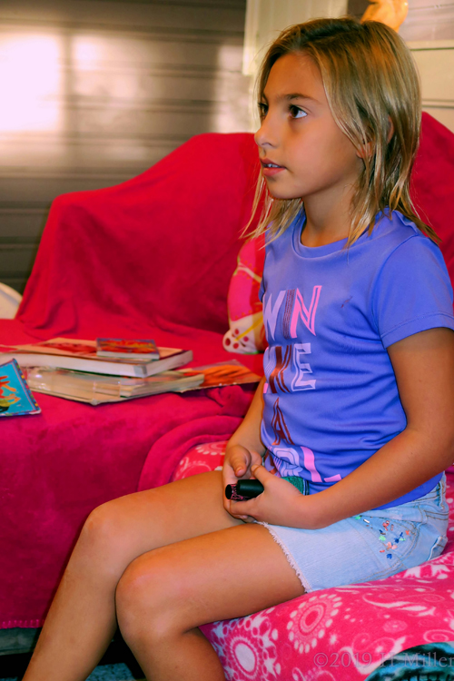 Has Her Pedicure Colors And Ready To Go Has Her Pedicure Colors And Ready To Go