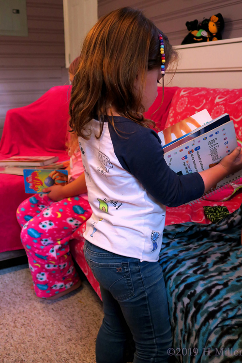 Looking Through For A Nail Design She Likes Looking Through For A Nail Design She Likes