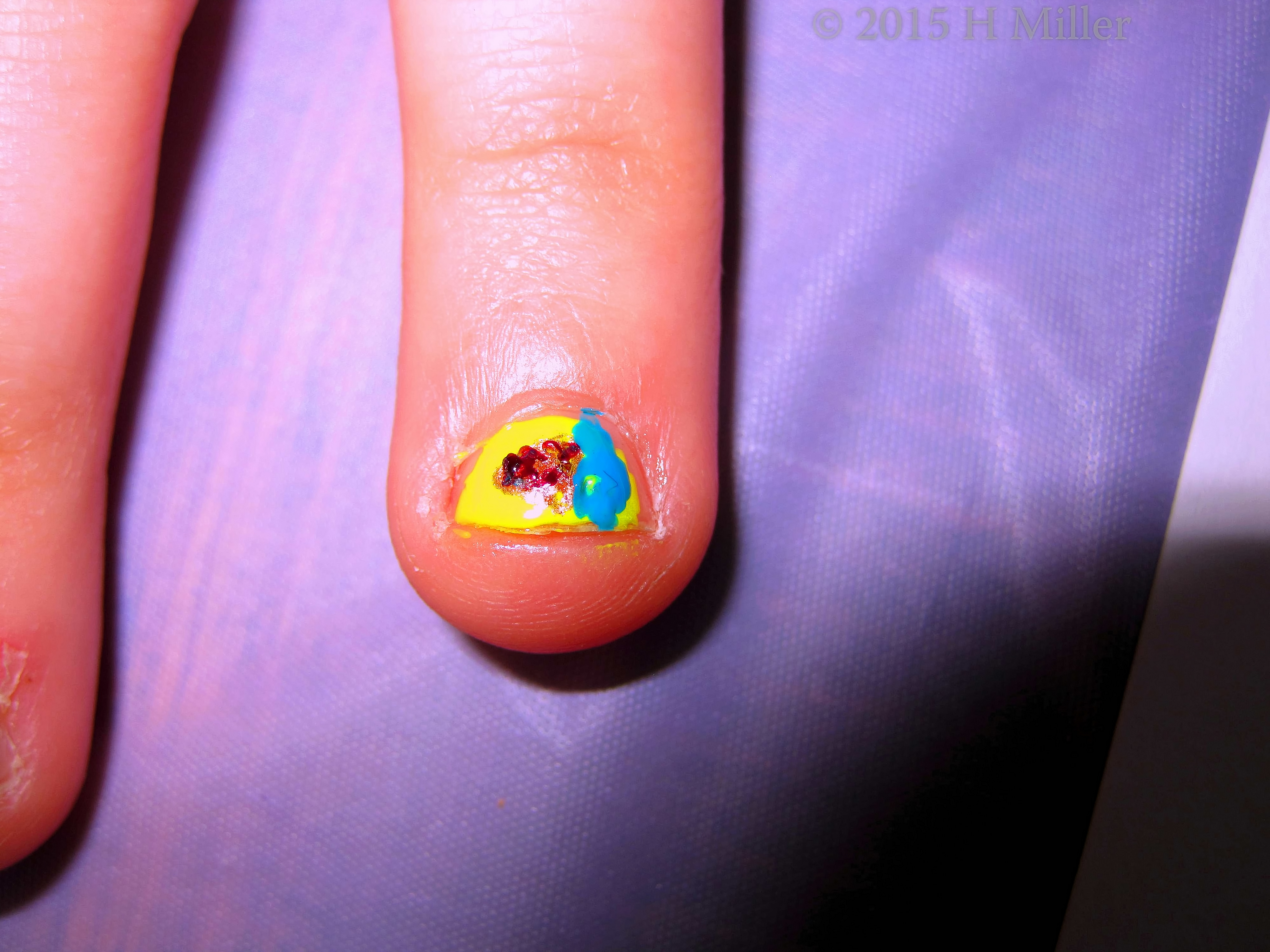 Yummy Looking Ice Cream! Great Nail Art! Yummy Looking Ice Cream! Great Nail Art!