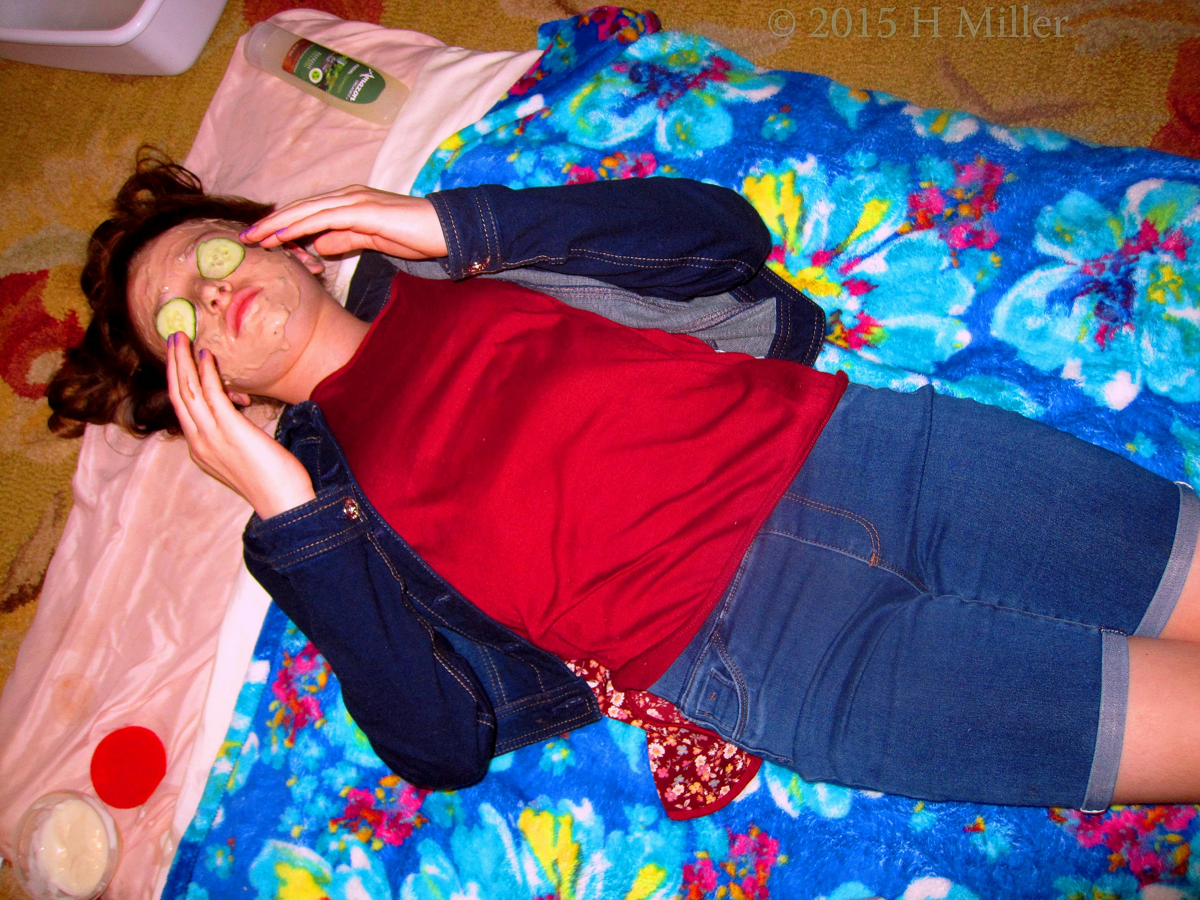 Adjusting The Cukes During The Facial Activity. Adjusting The Cukes During The Facial Activity.