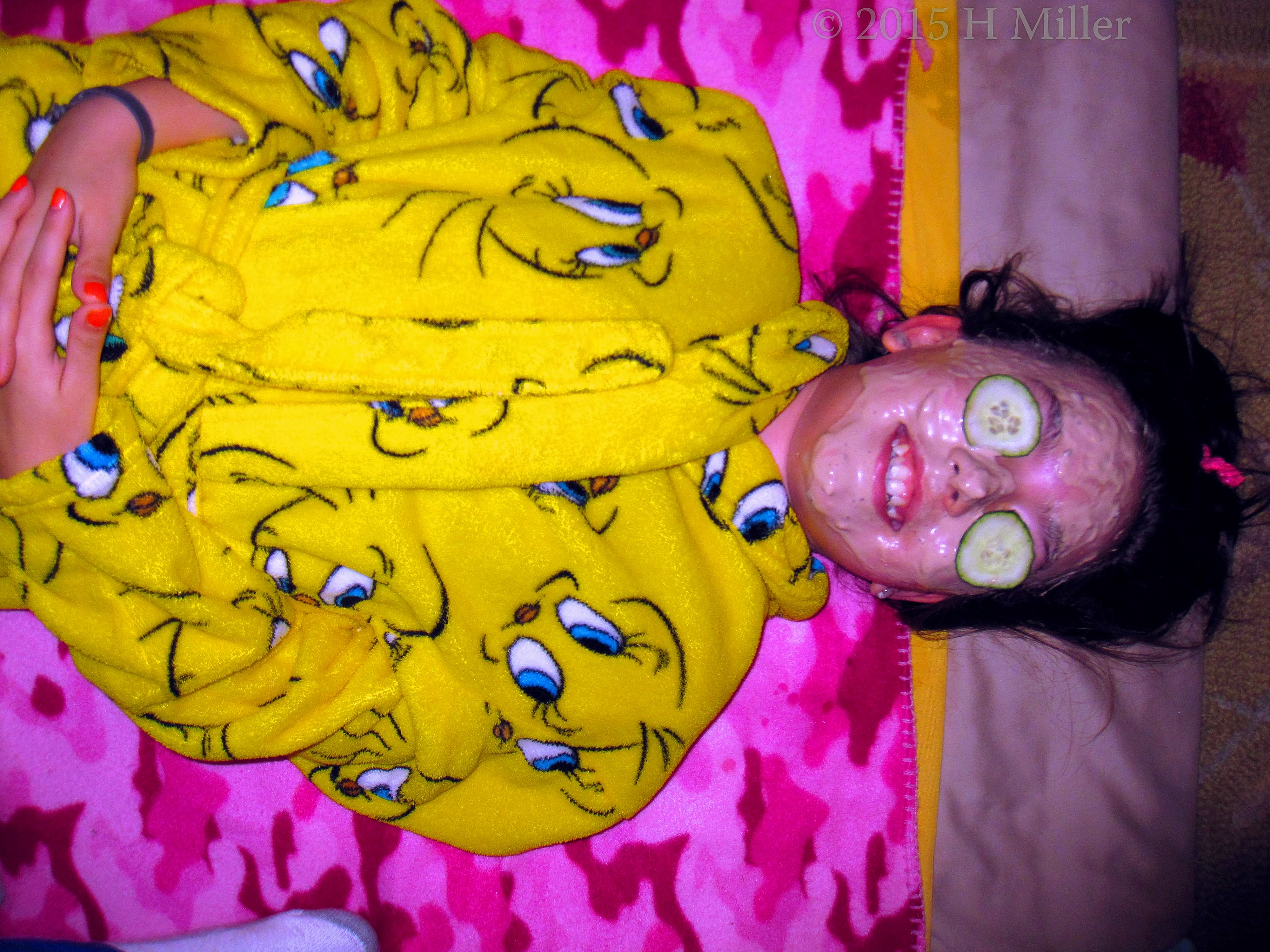 Chocolate Masque With Cukes!! Kids Facial! Chocolate Masque With Cukes!! Kids Facial!