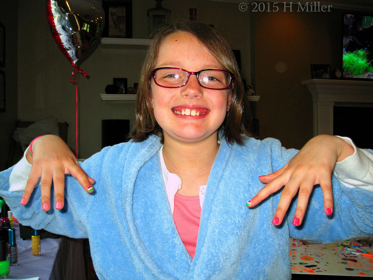 Girls Spa Party Guest Shows Off Her Super Cool Watermelon And Hot Pink Nail Art!!! 