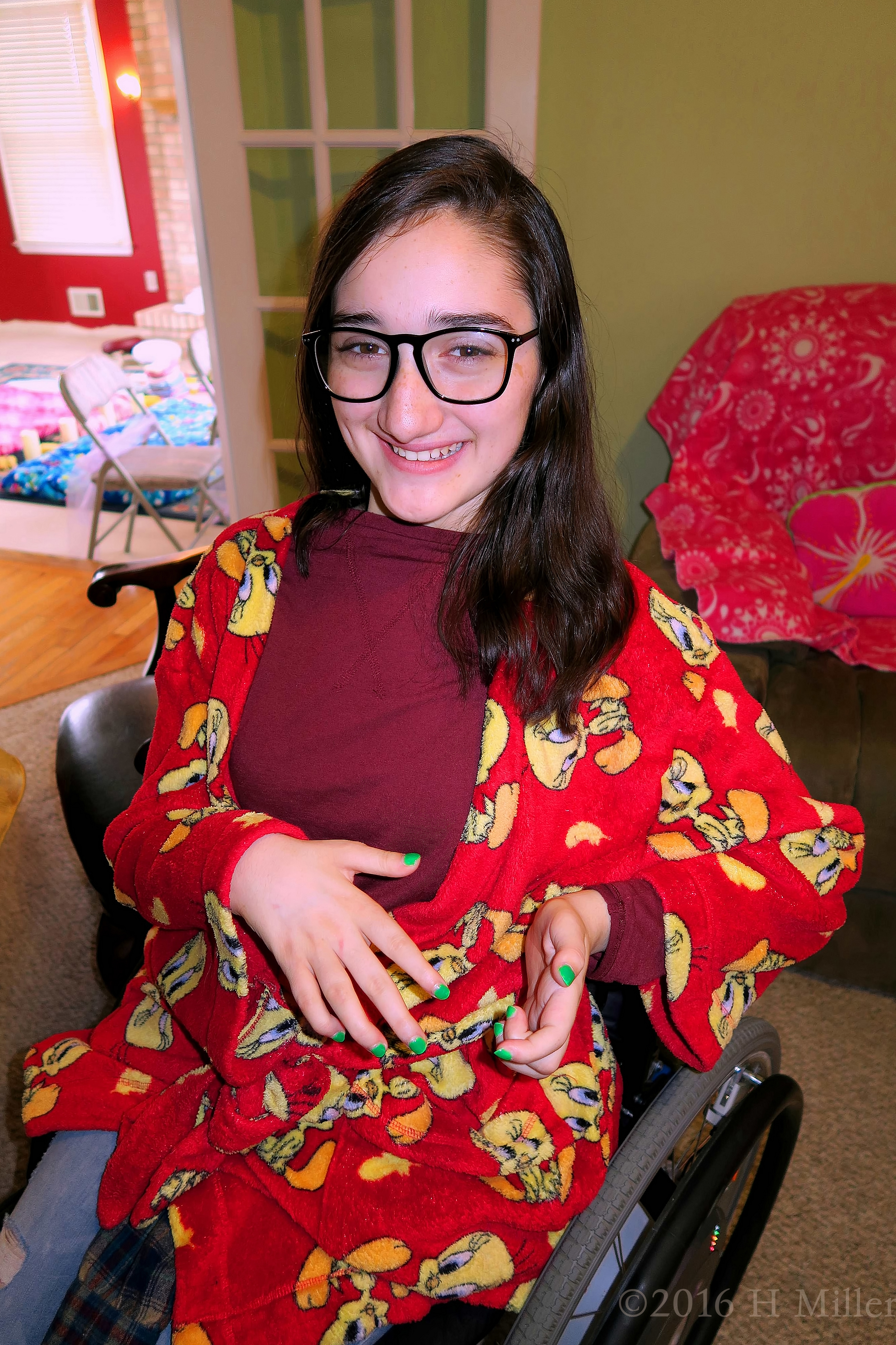 Gorgeous Green Kids Mani Gorgeous Green Kids Mani