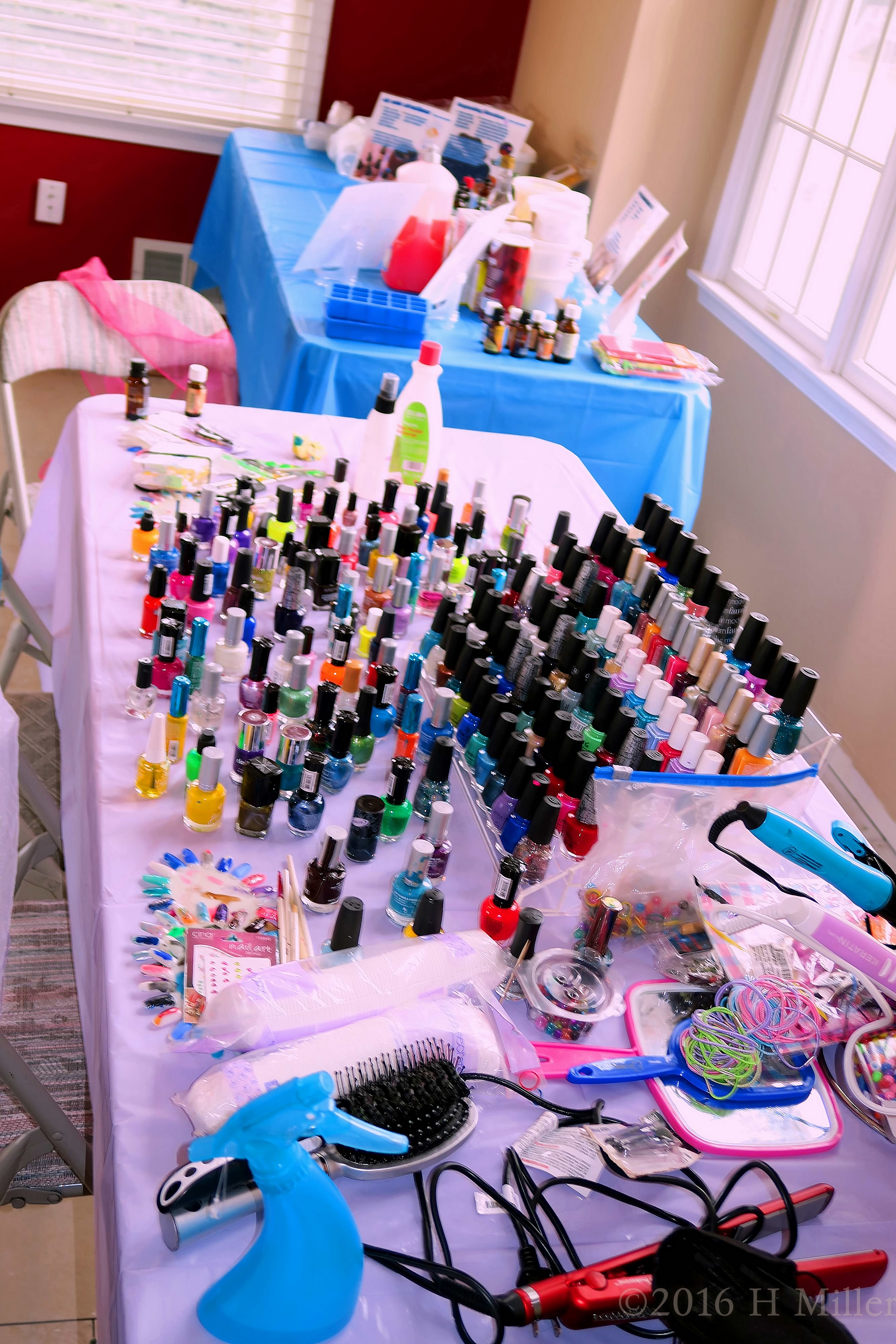 Kids Manicures, Hair, And Craft Setups Kids Manicures, Hair, And Craft Setups