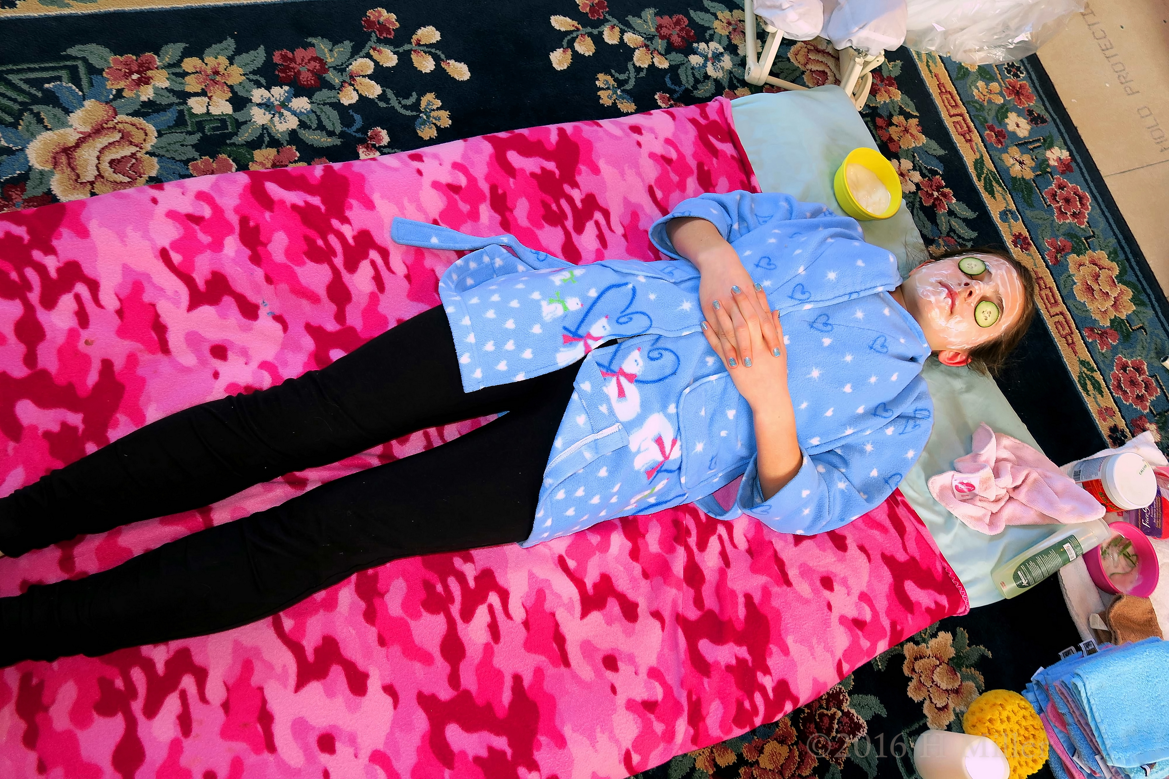 Relaxed And Peaceful With A Yogurt Face Masque For Kids Relaxed And Peaceful With A Yogurt Face Masque For Kids