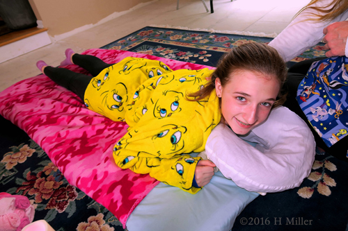 Feeling Good After Her Kids Massage Feeling Good After Her Kids Massage