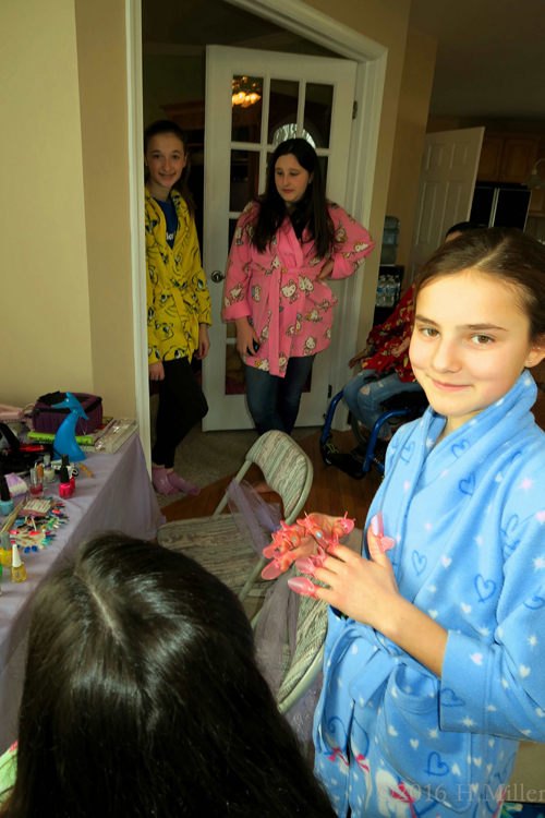 Hanging Out With Kids Nail Protectors Hanging Out With Kids Nail Protectors